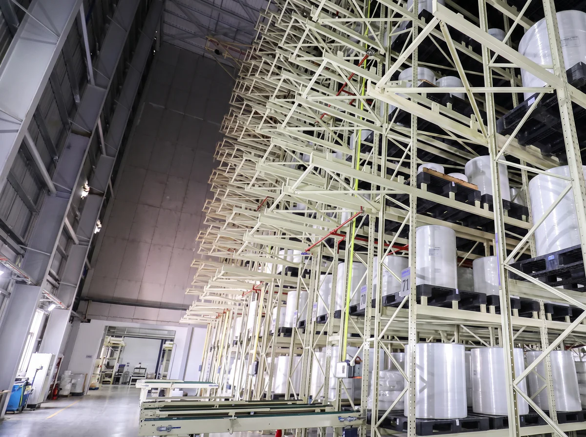 Smart warehouse for hygiene product raw materials